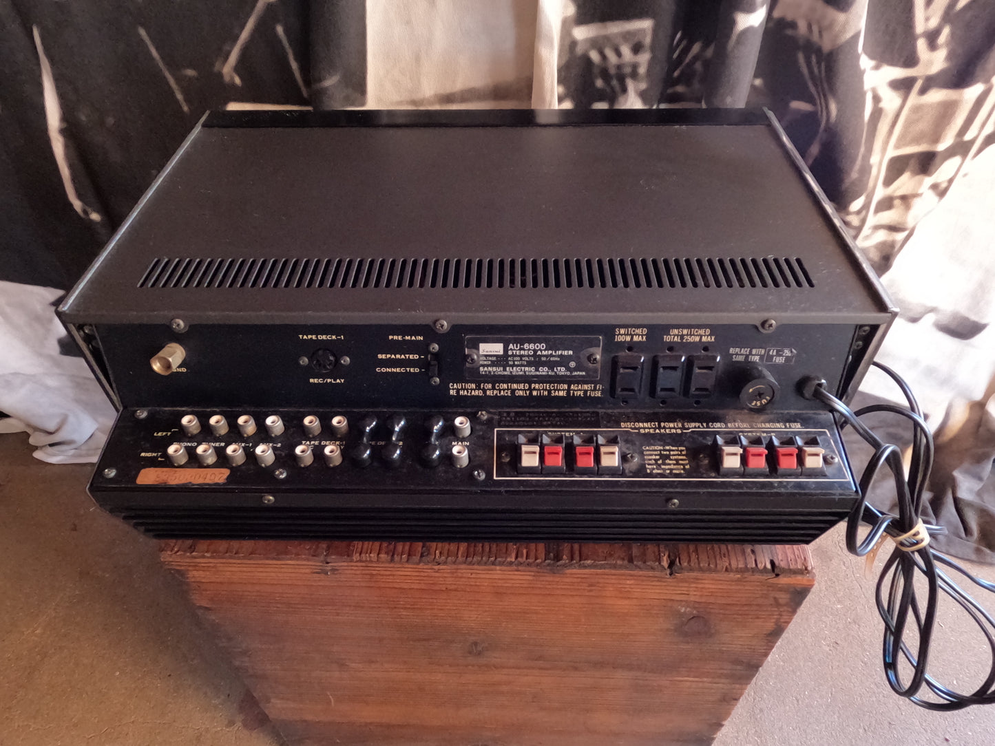 SANSUI AU-6600 Stereo Amplifier