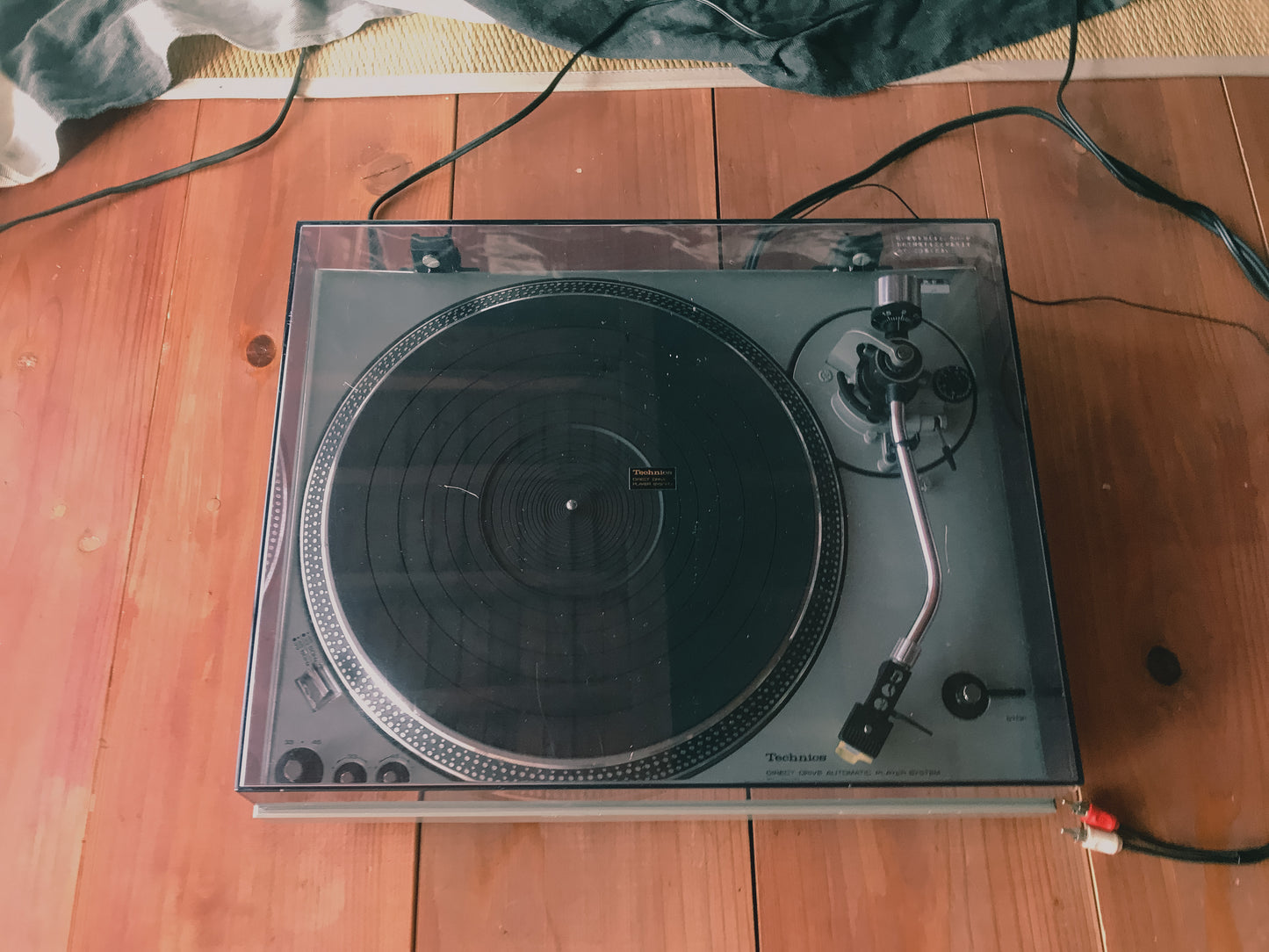 Technics SL-1700 Direct Drive Player