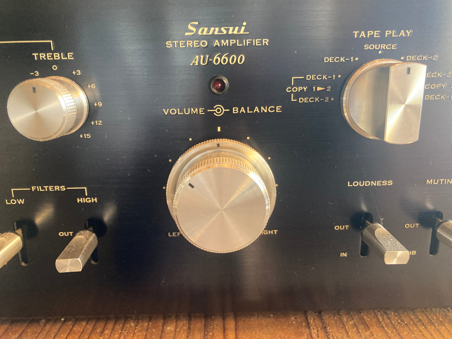 SANSUI AU-6600 Stereo Amplifier