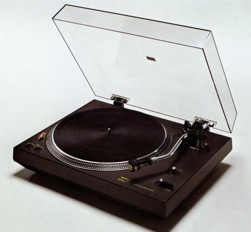 Technics SL-1400 Direct Drive Player