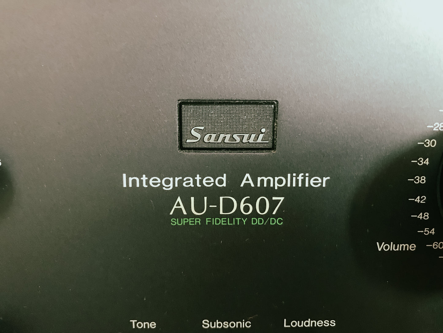 SANSUI AU-D607 Stereo Amplifier