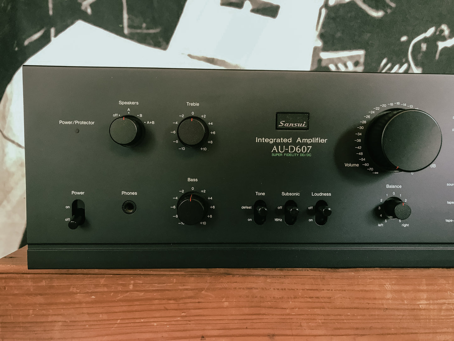 SANSUI AU-D607 Stereo Amplifier
