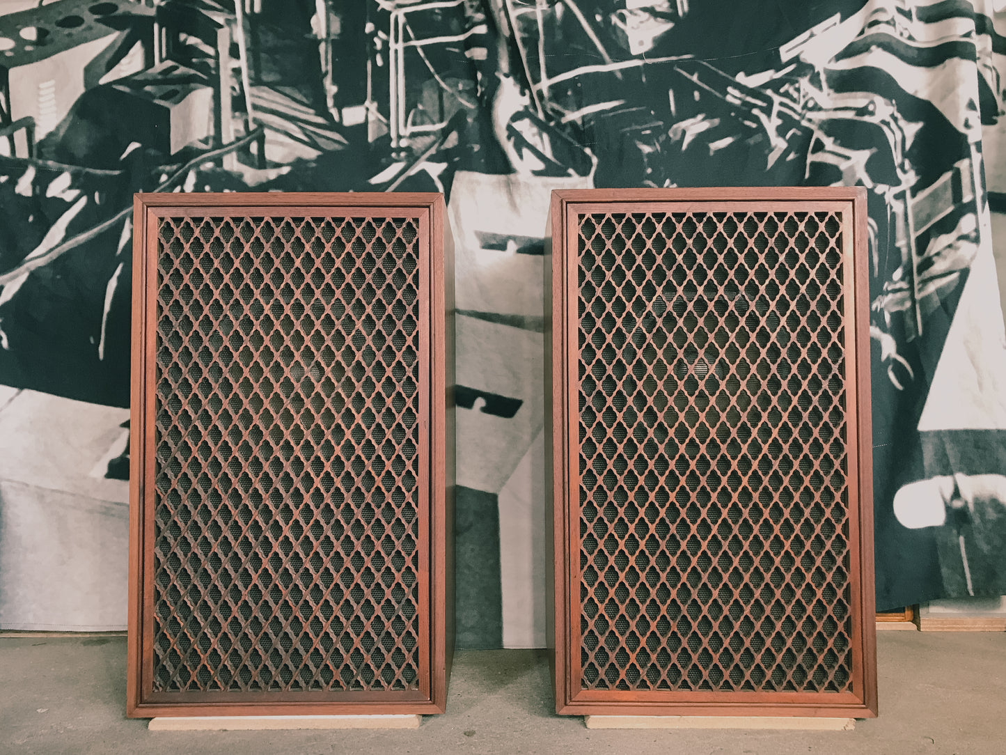SANSUI SP-LE8T 1 Way Speaker