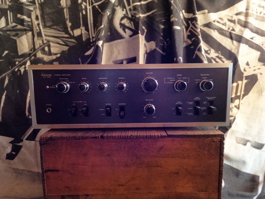 SANSUI AU-7500 Stereo Amplifier