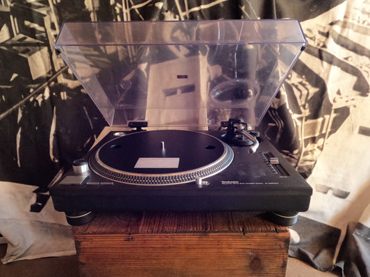 Technics SL-1200MK3 Direct Drive Player System