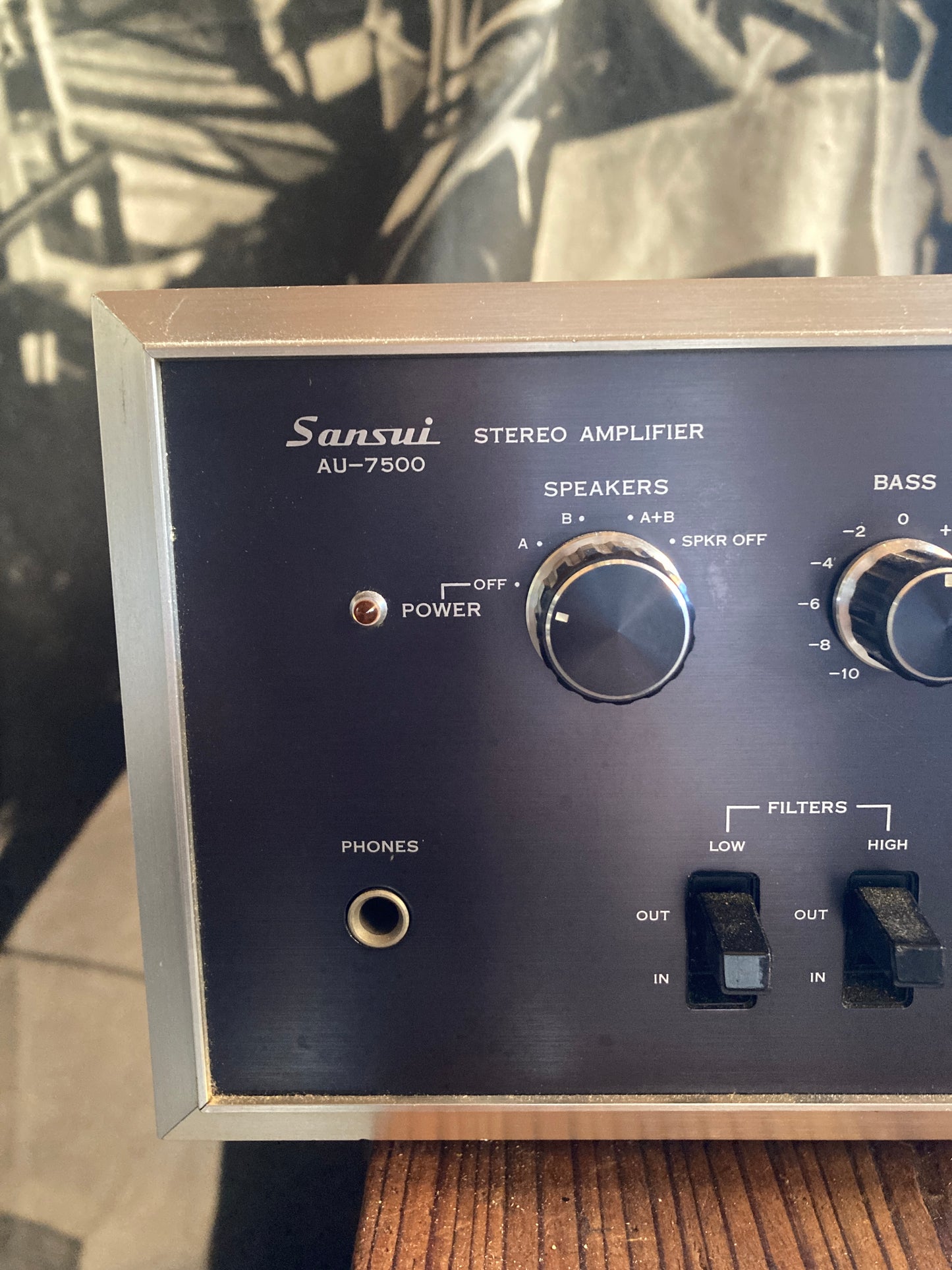 SANSUI AU-7500 Stereo Amplifier
